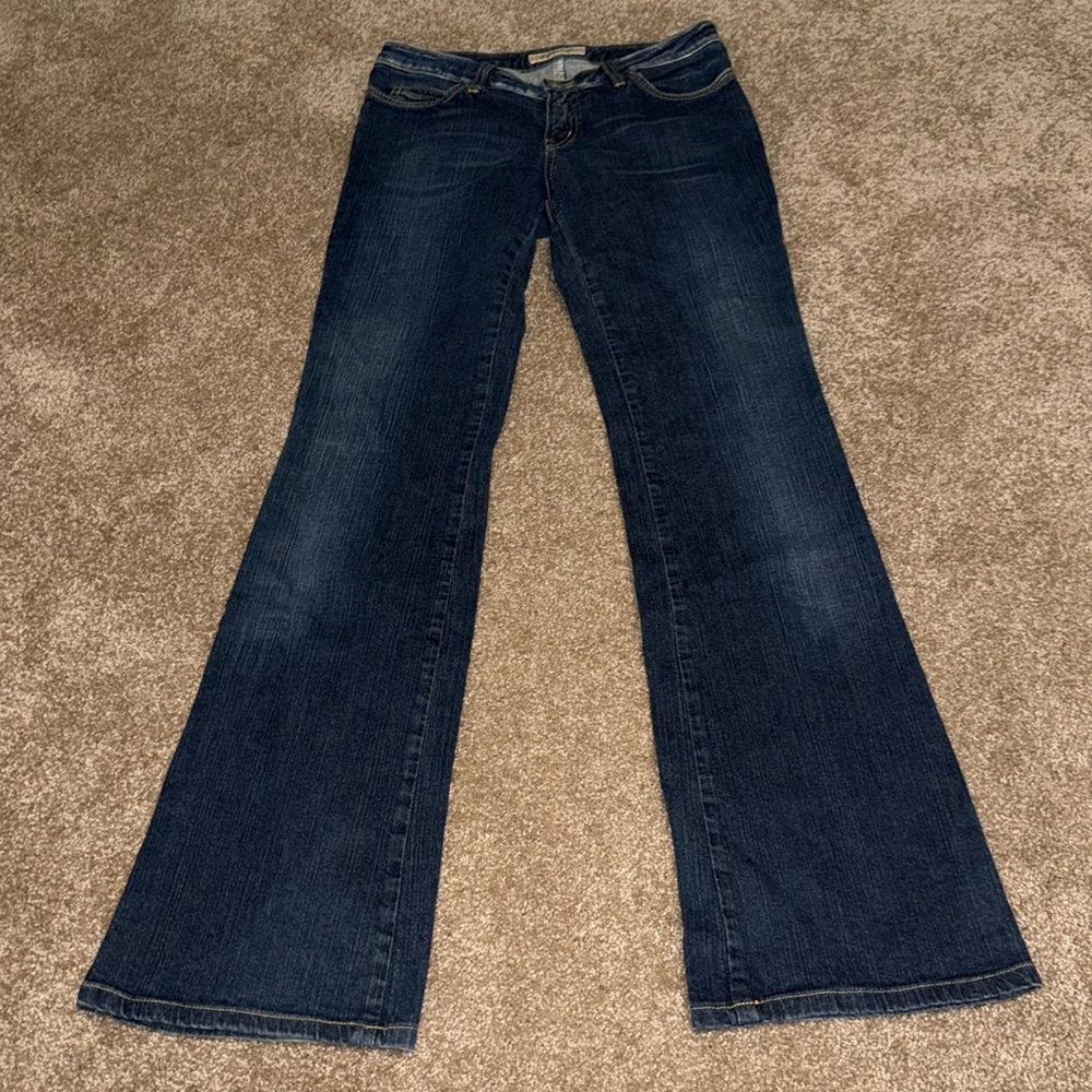 See by Chloe Jeans Bootcut - size 29.   R